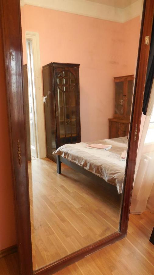 2 Room Apartment Near Opera House Lviv Luaran gambar