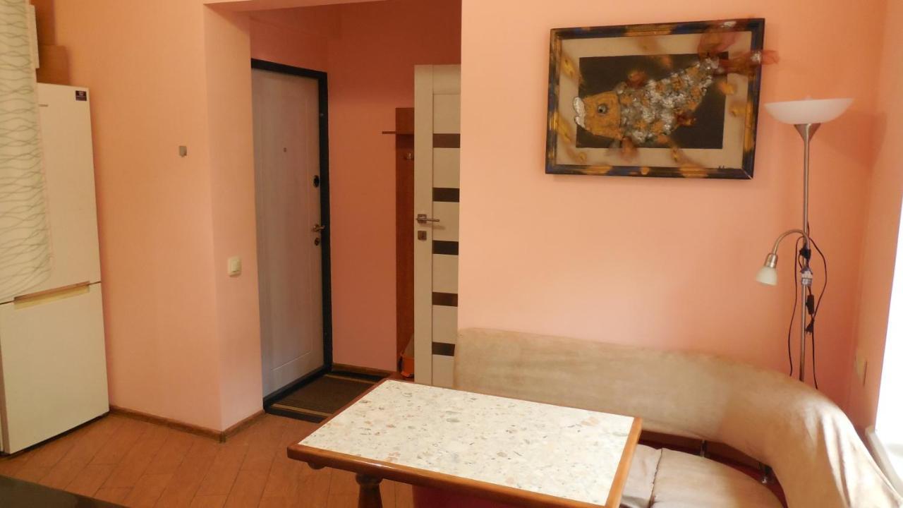 2 Room Apartment Near Opera House Lviv Luaran gambar
